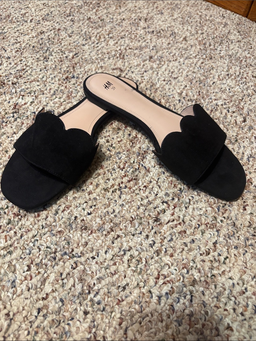 H&M Black Scalloped Slide Mules - Women